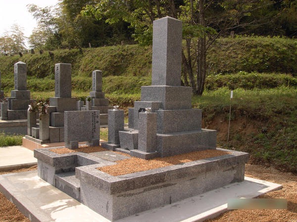 神道墓.JPG